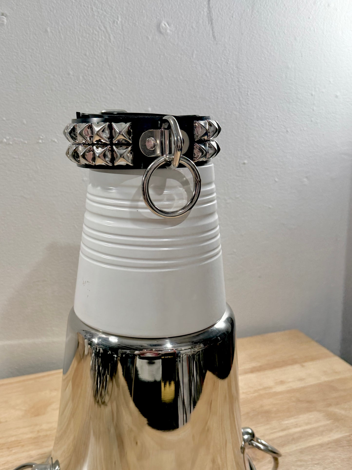 Chunky Vegan studded ring collar