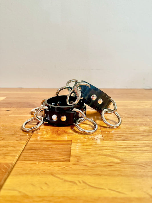3 ring bondage bracelet set